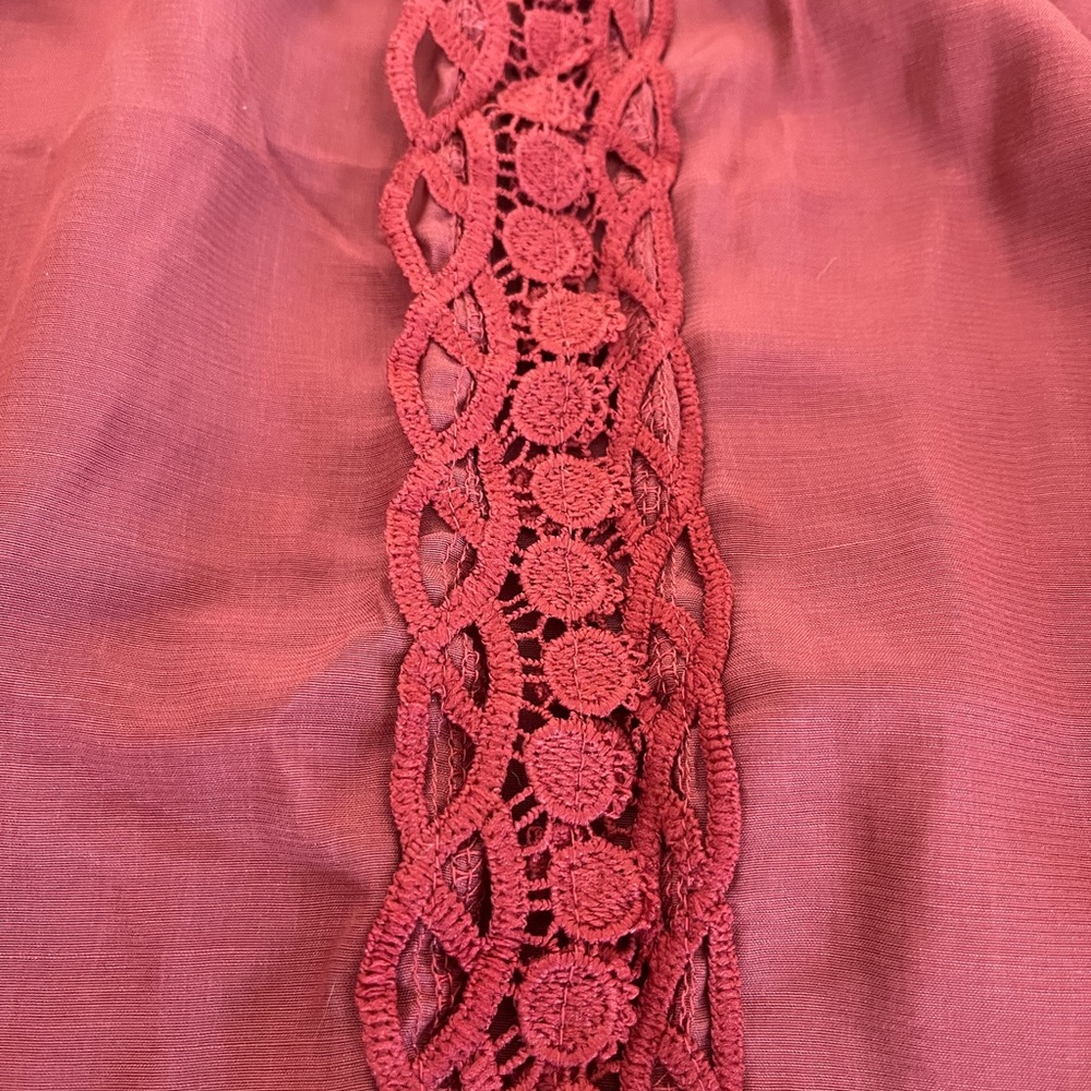 Silky HalterTop - Picture 2 of 2